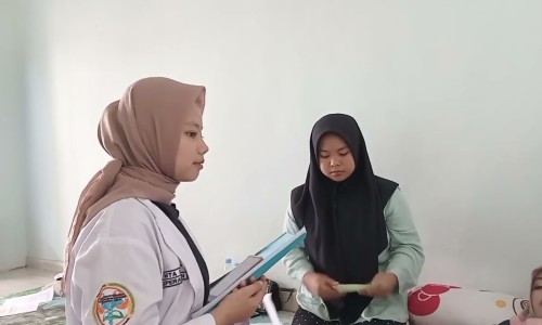 一个月宝宝身上起一片红片什么原因-【1个月婴儿身上长红点】一个月的宝宝身上好多痘痘怎么回事 - 一个月的宝宝身上好多痘痘网